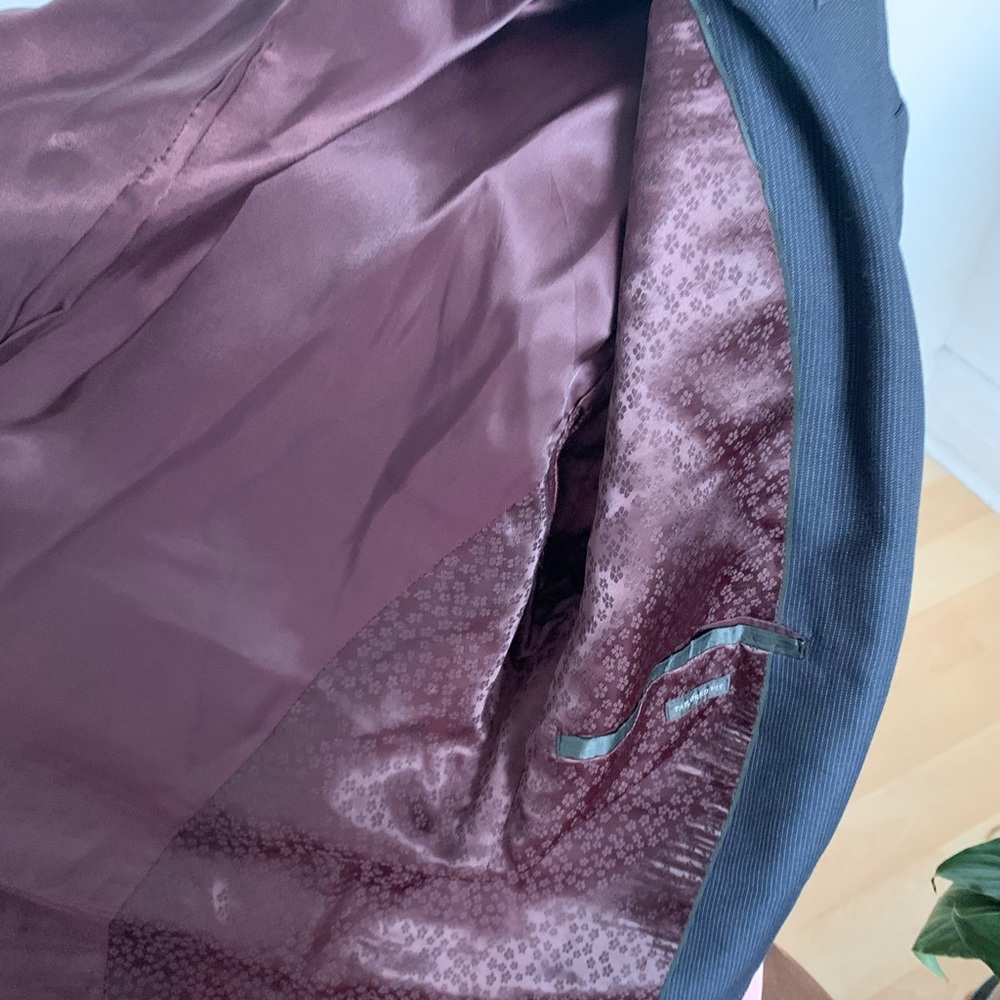 Men’s suit